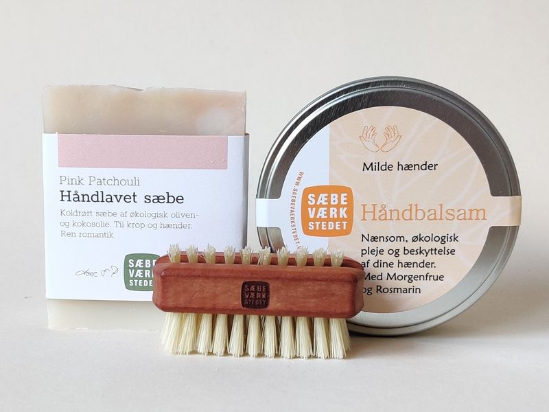 Gavepose: Til Hendene