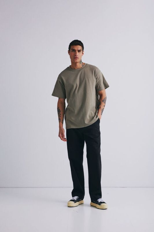 Solid T-shirt Danten bomull vetiver green